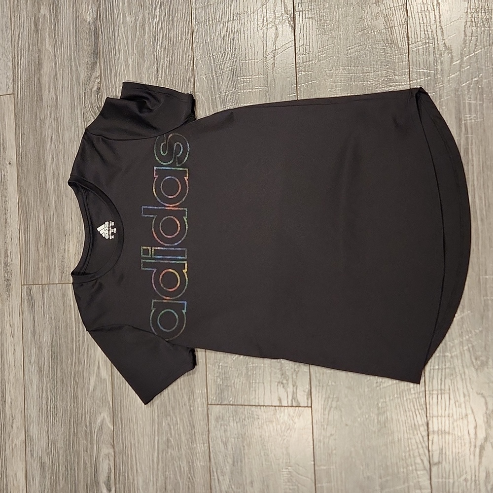 EUC Adidas Aeroready Girls sz XL (16) Tshirt - Picture 1 of 5